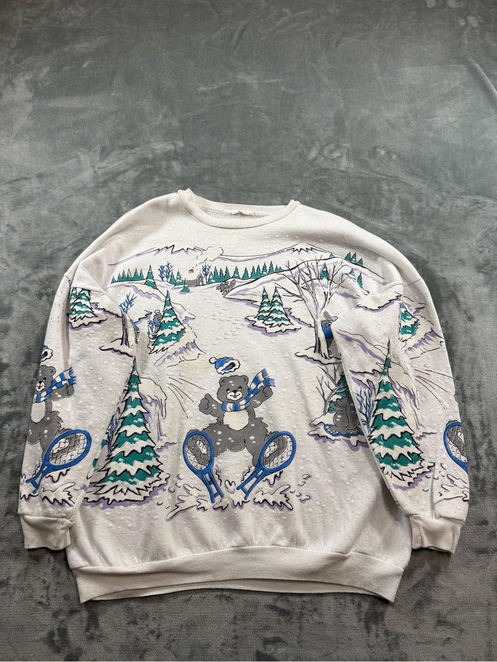 Vintage 90's Teddy Bear Cartoon Snow Scene All-Over Print Graphic Sweatshirt